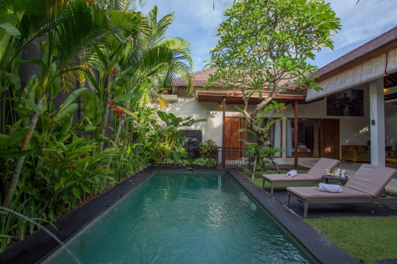 Sandi Agung Villa Seminyak Exterior foto